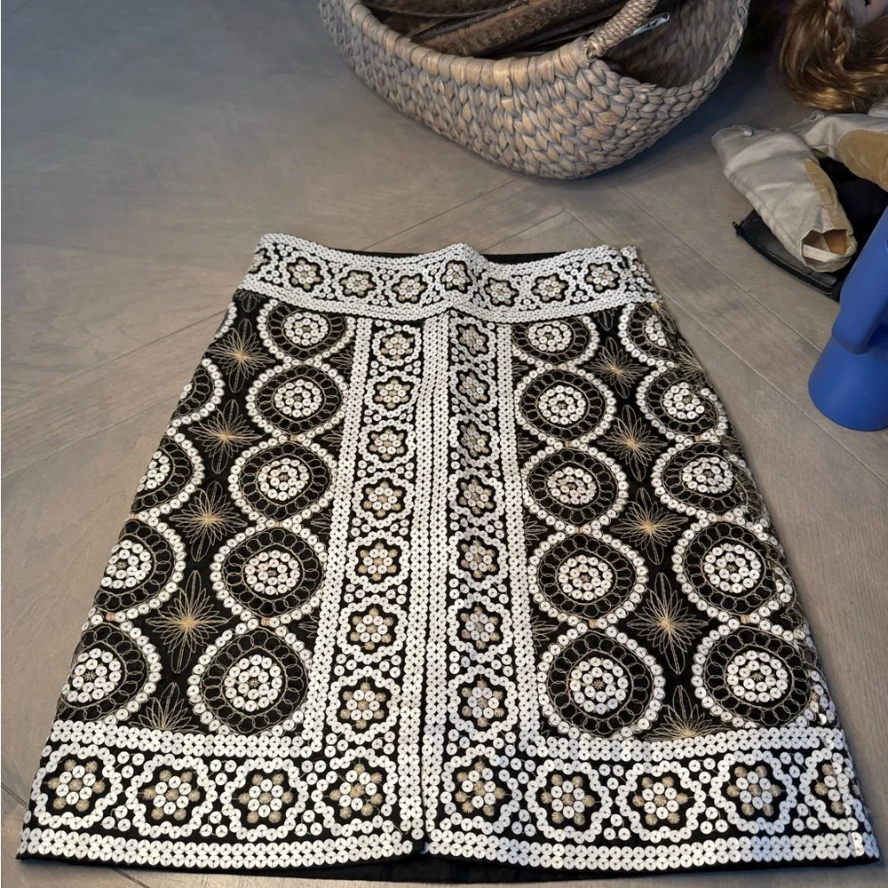 Tory Burch Black and White Geometric Mini Skirt‎